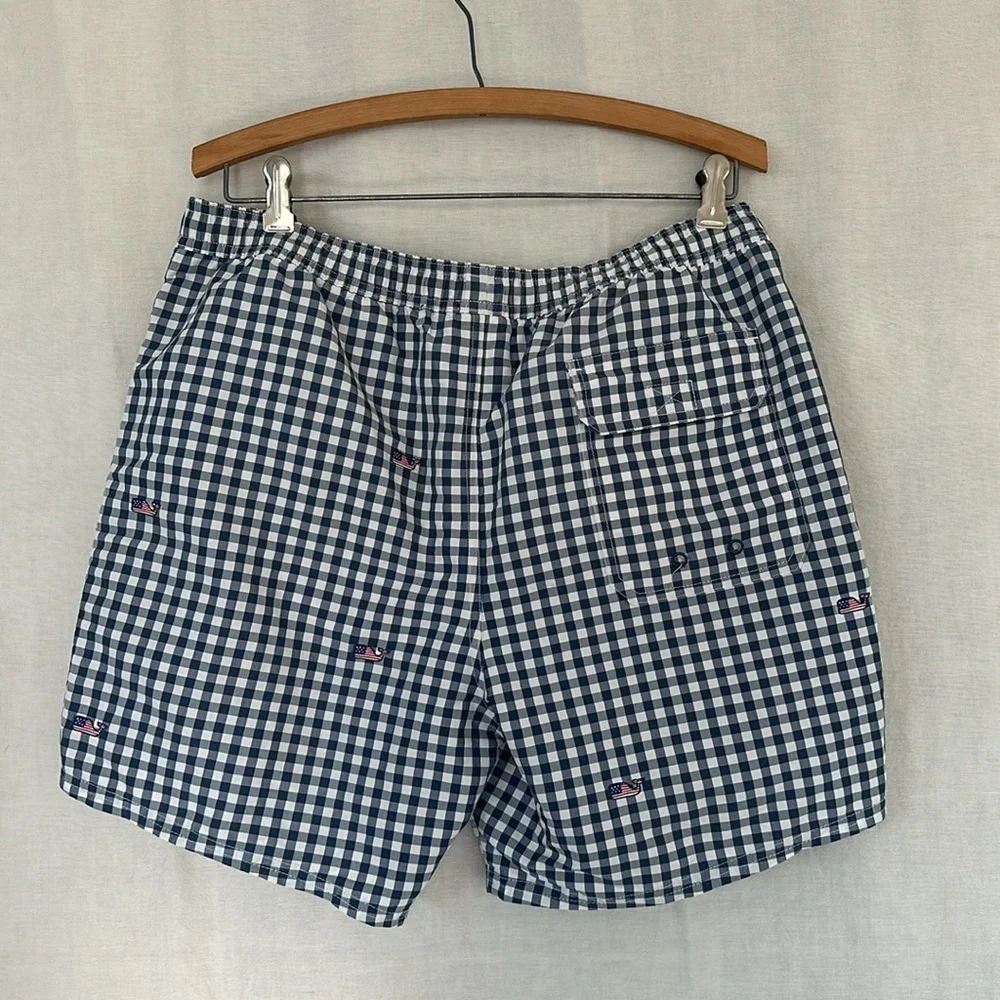 Vineyard Vines Flag Whale Gingham Chappy Trunks size M G17